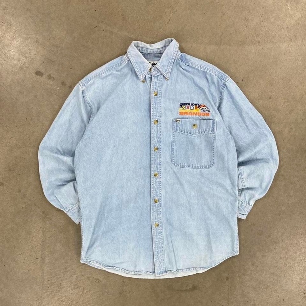 Vintage NFL Denver Broncos Lee Sport Super Bowl XXXII  Denim Longsleeve Size M
